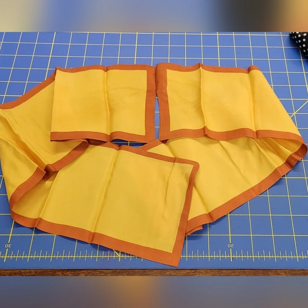Vintage Neck Scarf 44